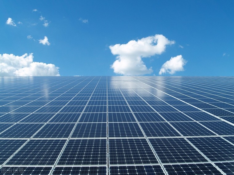 建50畝光伏發電需要投資多少錢，3mw光伏投資要多少